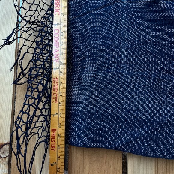 Long handwoven ikat & indigo scarf - very classy excellent condition, versatile! - Picture 11 of 11